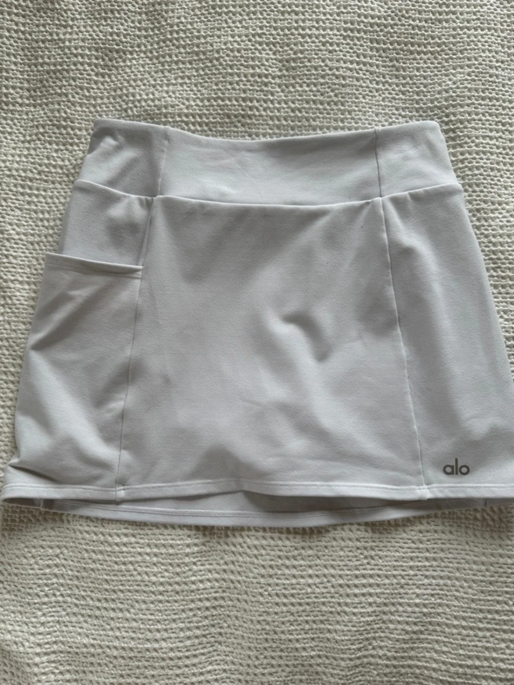 Alo Airbrush High-Waist Good Form Tennis Skirt